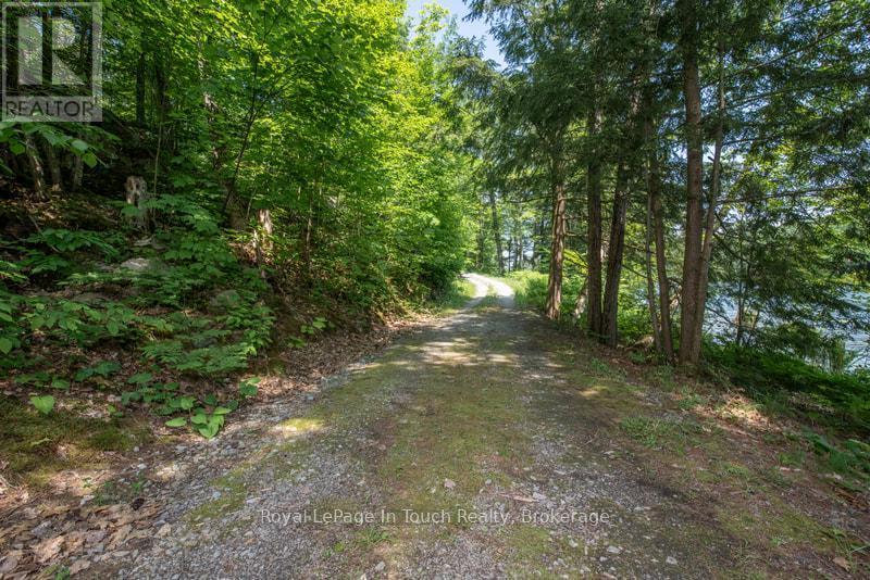 












212 WILD RICE TRAIL SE

,
Georgian Bay (Baxter),




Ontario
L0K1S0


