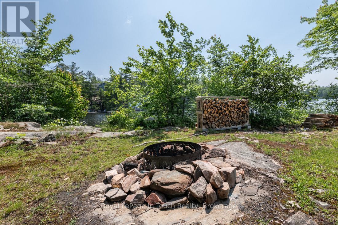 












212 WILD RICE TRAIL SE

,
Georgian Bay (Baxter),




Ontario
L0K1S0

