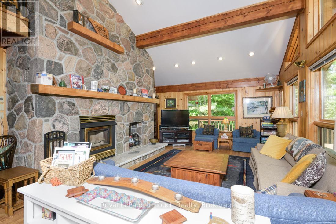












212 WILD RICE TRAIL SE

,
Georgian Bay (Baxter),




Ontario
L0K1S0

