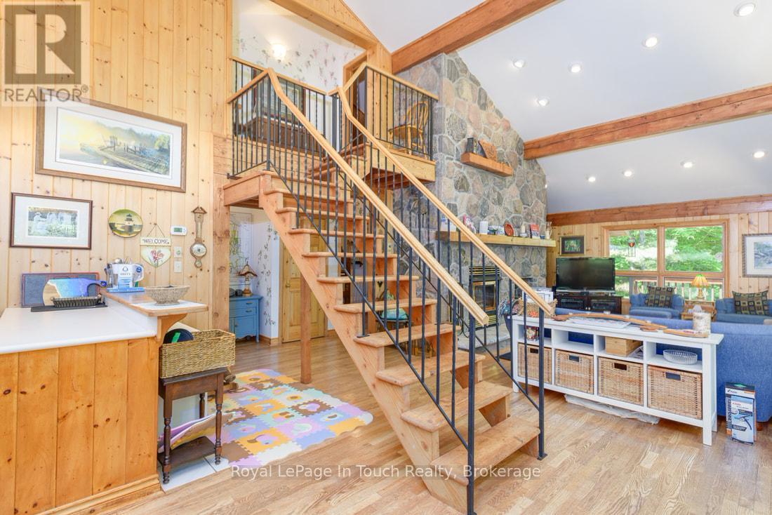 












212 WILD RICE TRAIL SE

,
Georgian Bay (Baxter),




Ontario
L0K1S0

