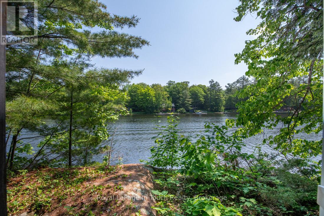 












212 WILD RICE TRAIL SE

,
Georgian Bay (Baxter),




Ontario
L0K1S0


