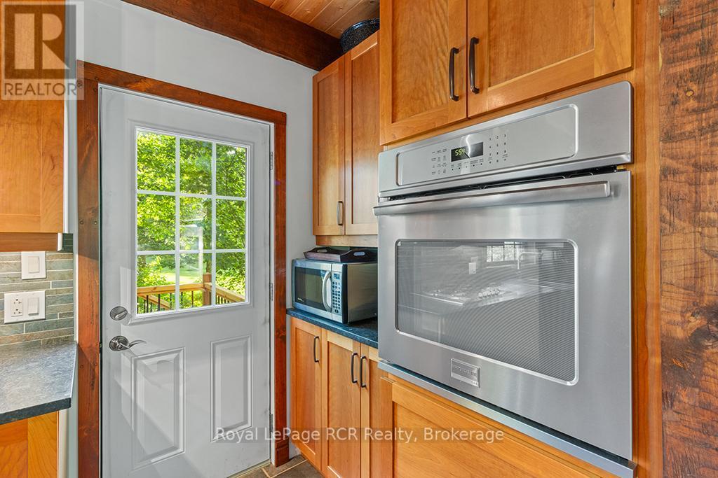 












554428 GLENELG RD 23 ROAD

,
West Grey,




Ontario
N0C1H0

