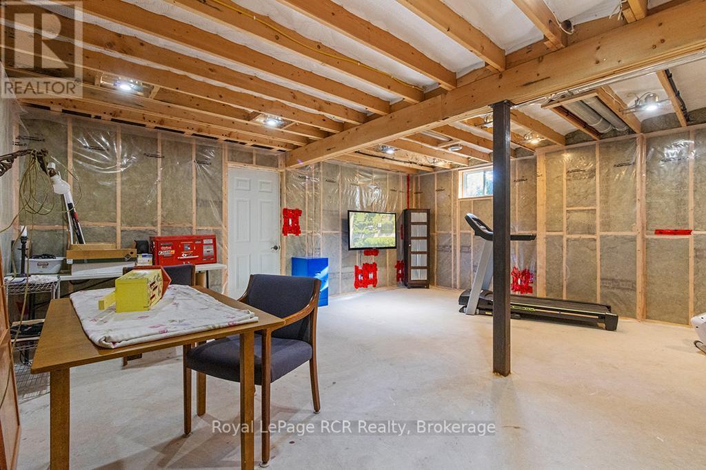












554428 GLENELG RD 23 ROAD

,
West Grey,




Ontario
N0C1H0

