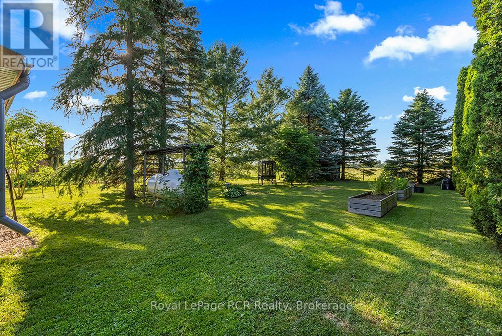 












554428 GLENELG RD 23 ROAD

,
West Grey,




Ontario
N0C1H0

