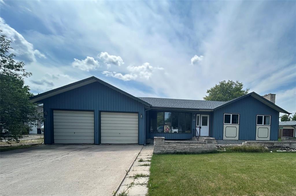 












44 Birch Street

,
Lac Du Bonnet,




Manitoba
R0E1A0

