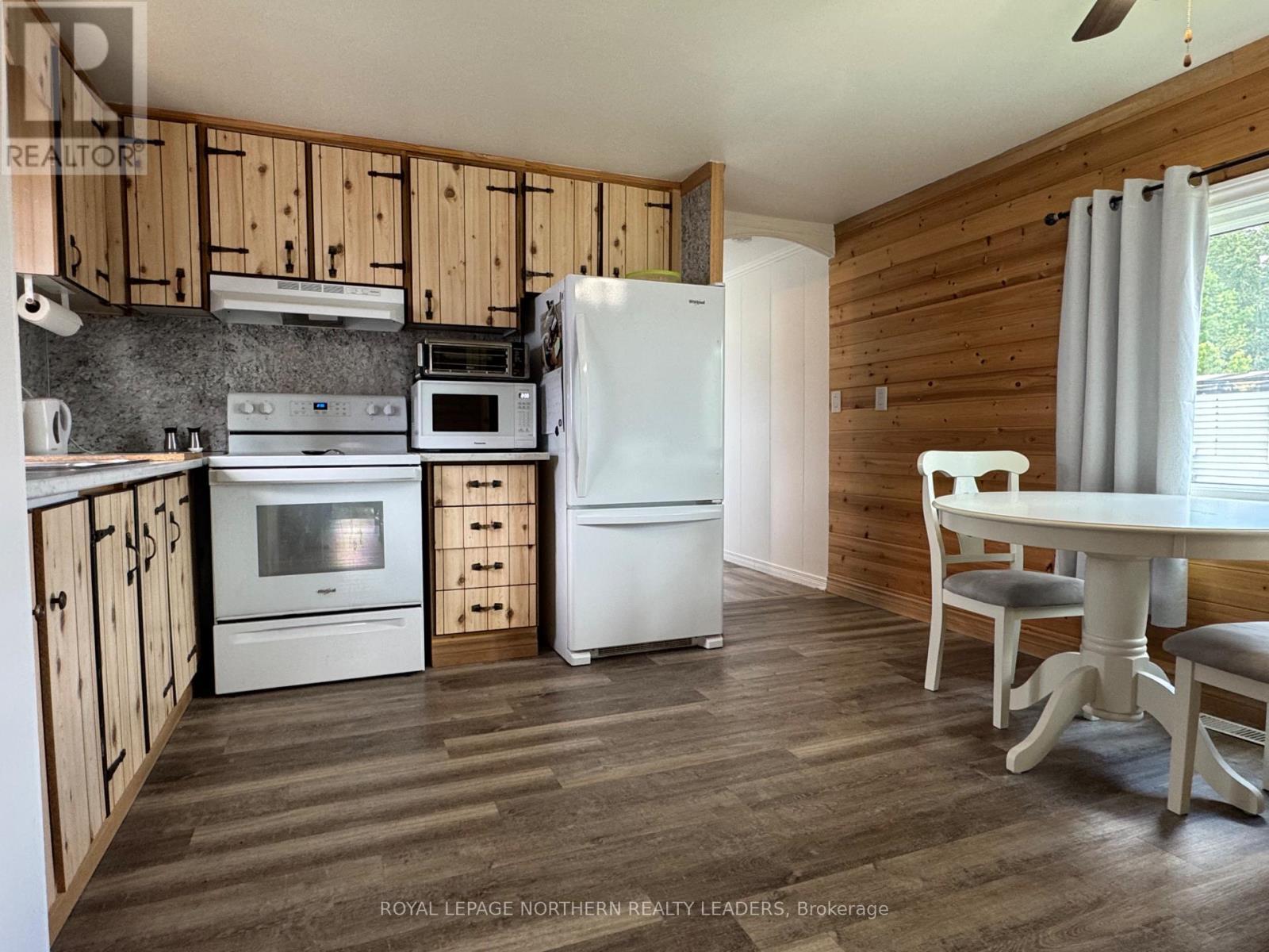 












103 NOTRE DAME PLACE

,
Timmins (TS - Trailer Parks),




Ontario
P4N5L9

