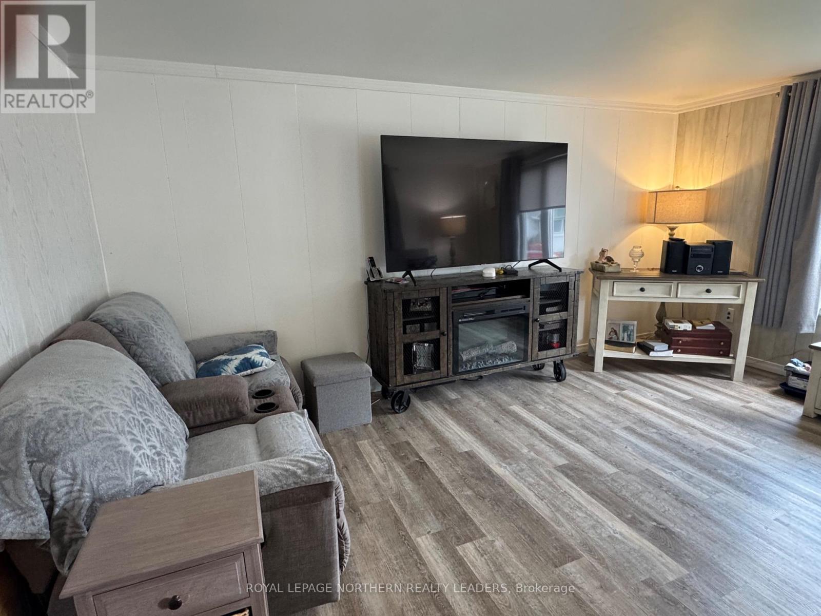 












103 NOTRE DAME PLACE

,
Timmins (TS - Trailer Parks),




Ontario
P4N5L9

