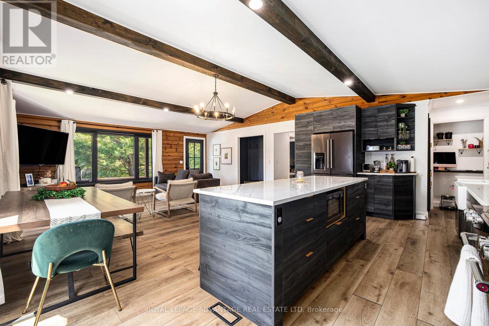 












55 OLD HIGHWAY 15 ROAD

,
Rideau Lakes,




Ontario
K0G1L0

