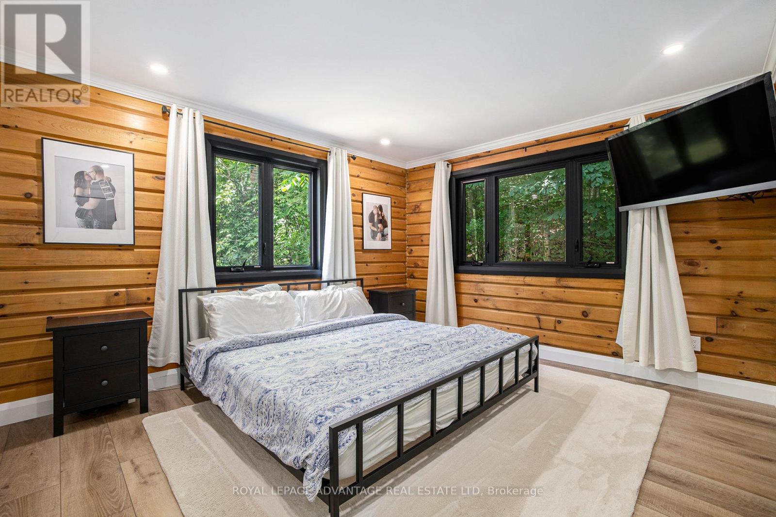












55 OLD HIGHWAY 15 ROAD

,
Rideau Lakes,




Ontario
K0G1L0

