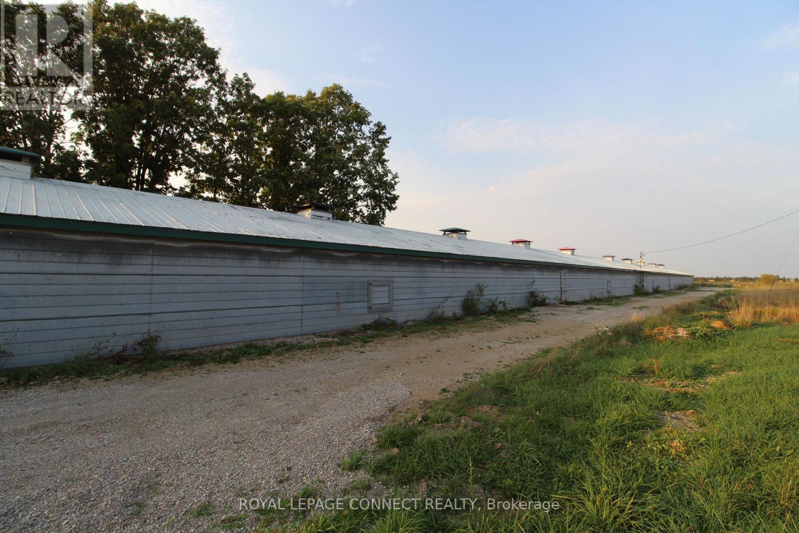 












...BARN - 10748 MCEWEN DRIVE

,
Middlesex Centre,




Ontario
N0M1P0

