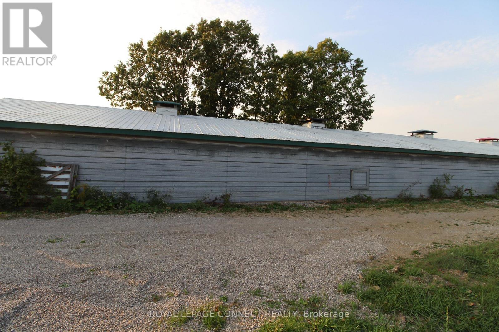 












...BARN - 10748 MCEWEN DRIVE

,
Middlesex Centre,




Ontario
N0M1P0

