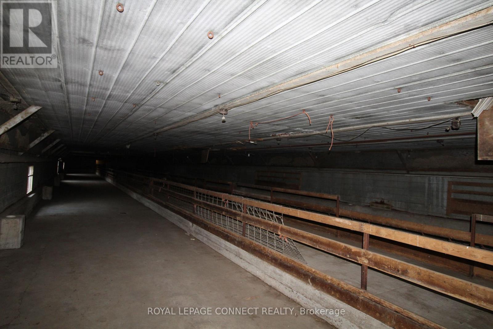 












...BARN - 10748 MCEWEN DRIVE

,
Middlesex Centre,




Ontario
N0M1P0

