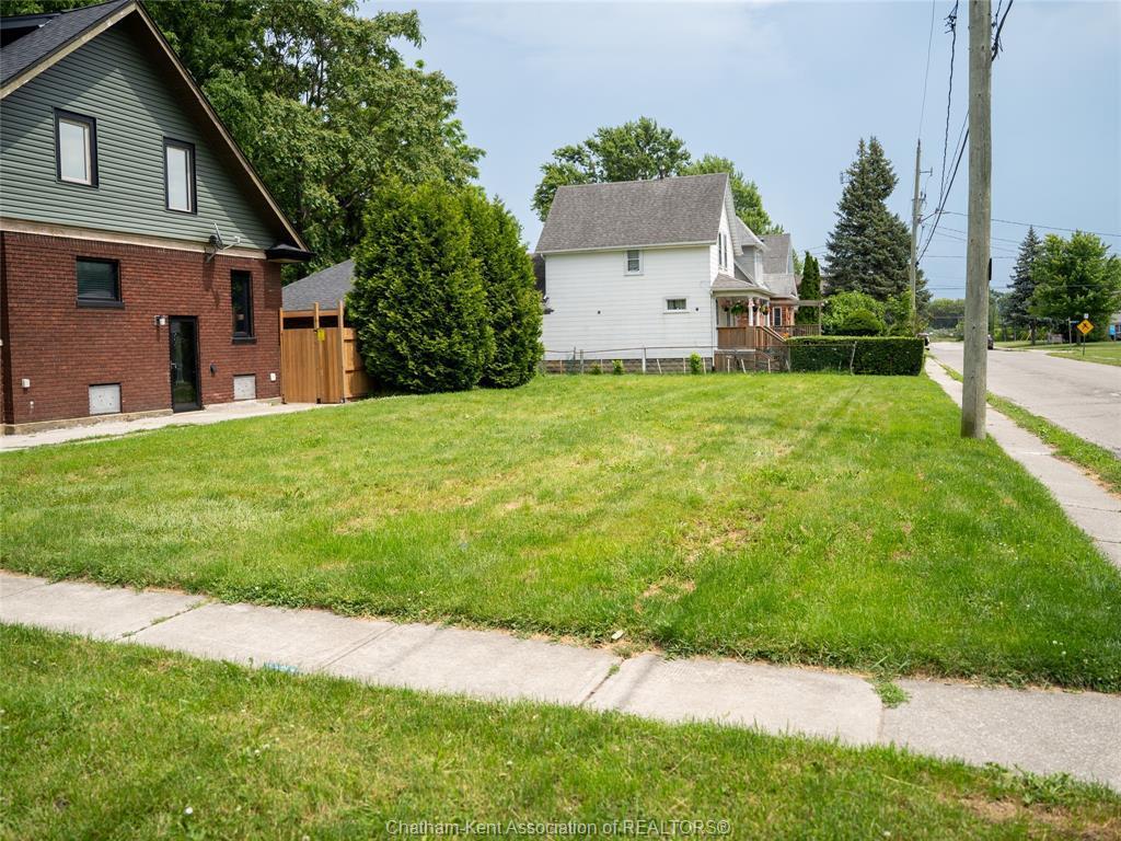 









58


Gray

Street,
Chatham,







ON
N7M 1S6

