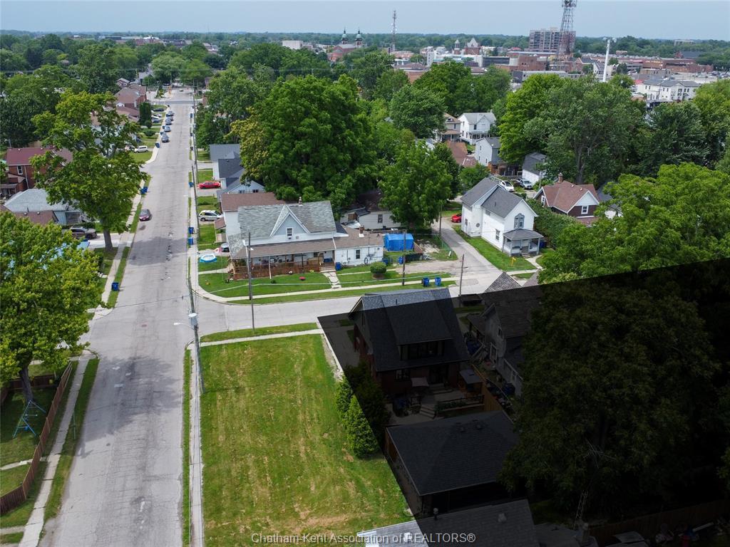 









58


Gray

Street,
Chatham,







ON
N7M 1S6

