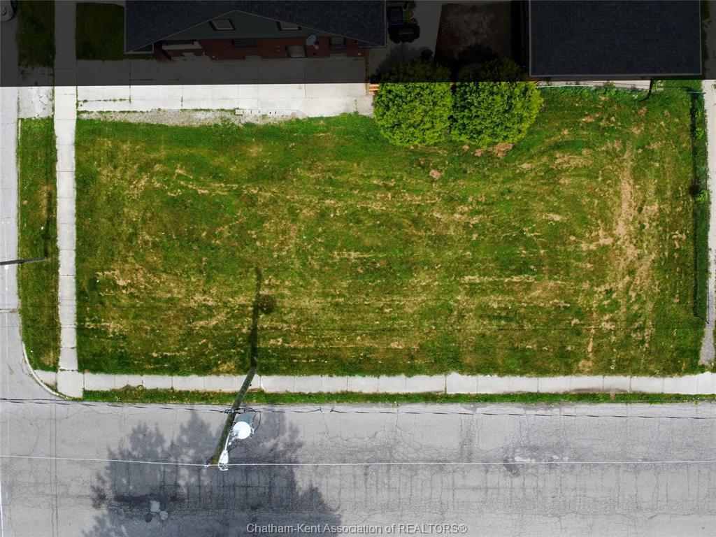 









58


Gray

Street,
Chatham,







ON
N7M 1S6

