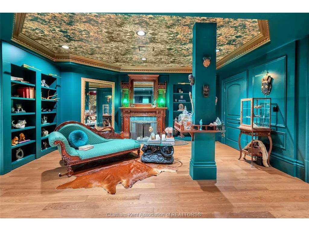 









620


Cross

Street,
Dresden,




ON
N0P 1M0

