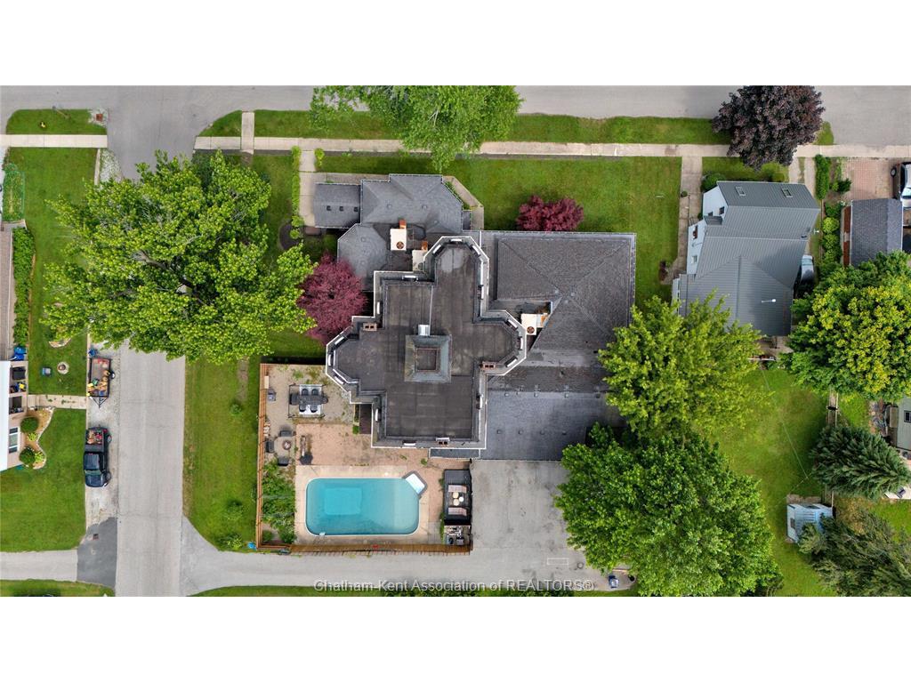 









620


Cross

Street,
Dresden,




ON
N0P 1M0

