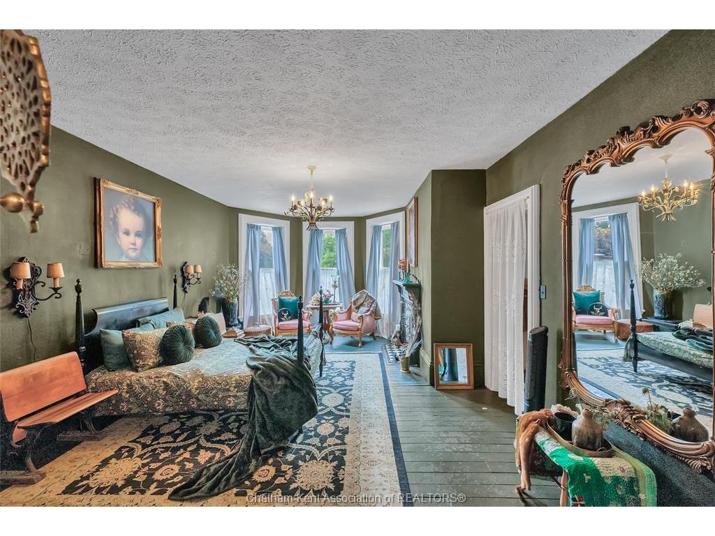 









620


Cross

Street,
Dresden,




ON
N0P 1M0

