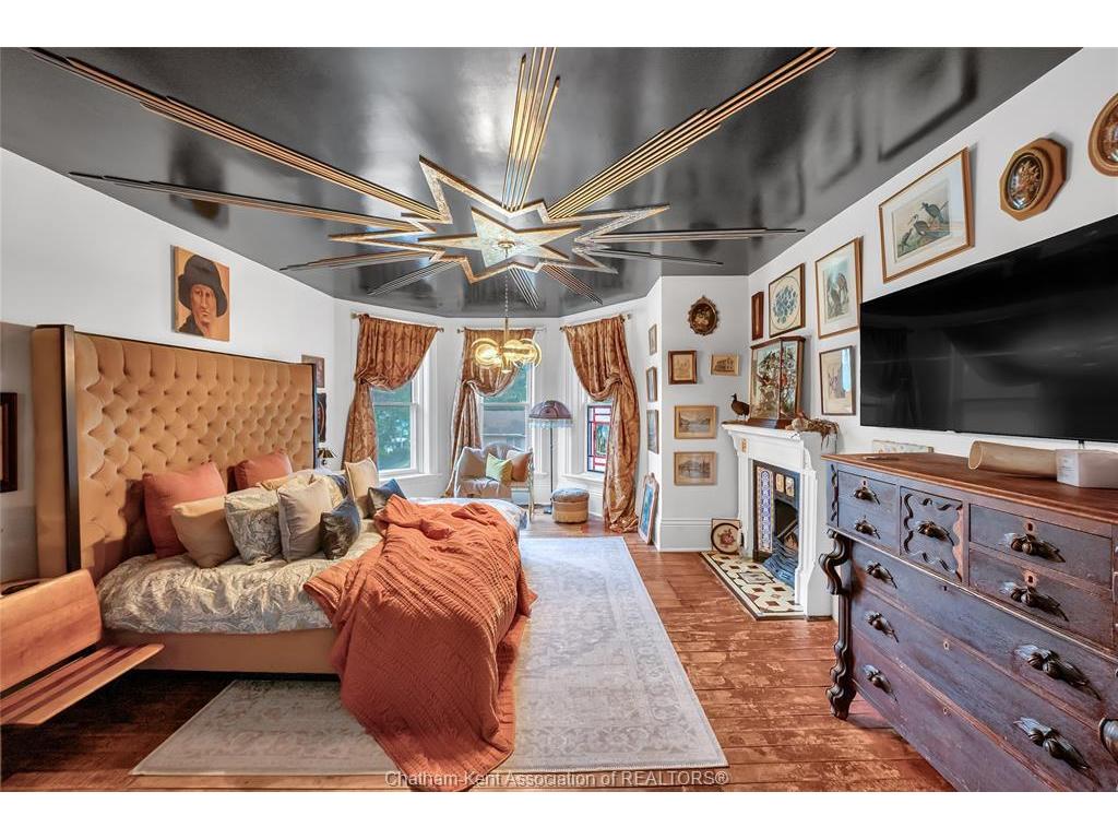 









620


Cross

Street,
Dresden,




ON
N0P 1M0

