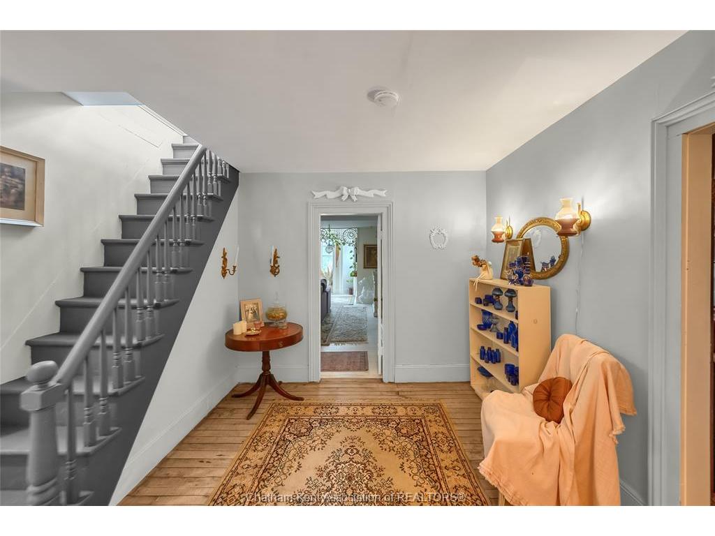 









620


Cross

Street,
Dresden,




ON
N0P 1M0

