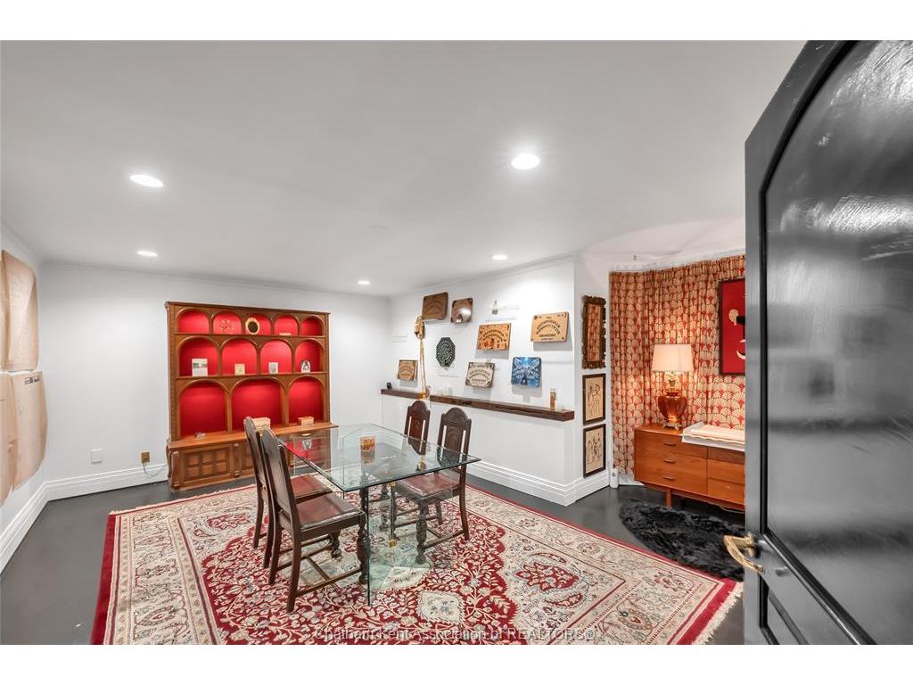 









620


Cross

Street,
Dresden,




ON
N0P 1M0

