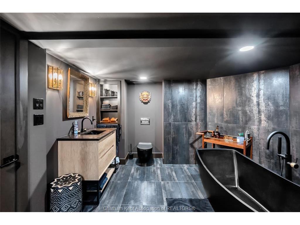 









620


Cross

Street,
Dresden,




ON
N0P 1M0

