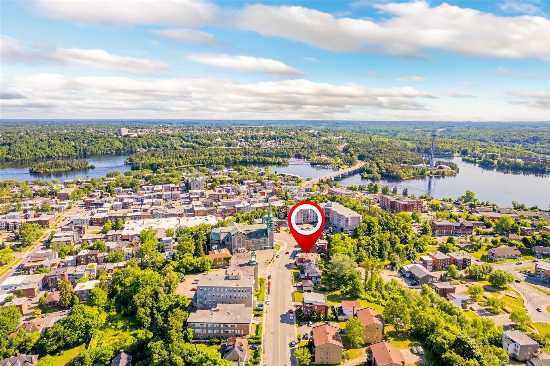 









783

 - 785


Av. Hemlock

,
Shawinigan,




QC
G9N1S8

