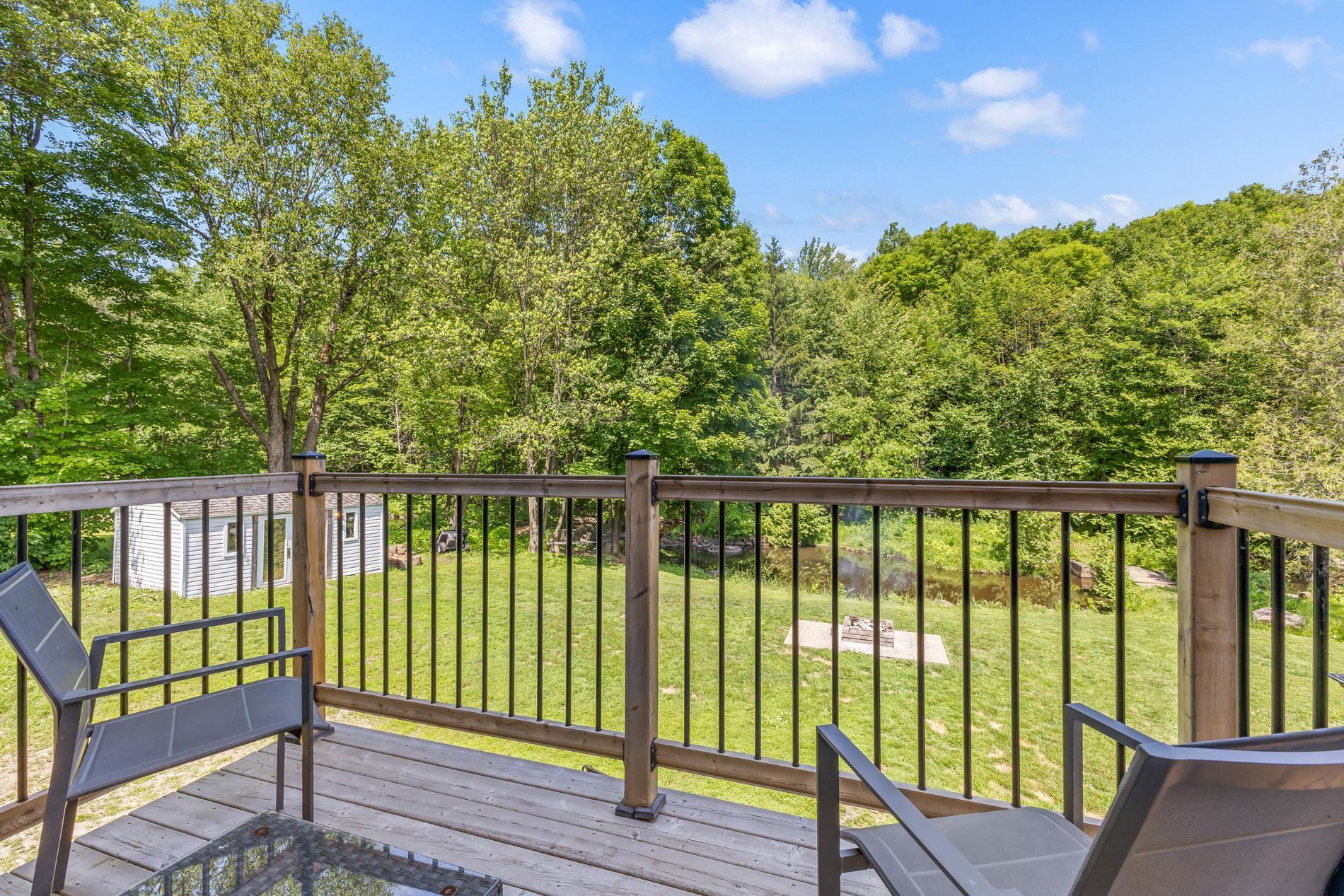 









1216


Rue St-Camille

,
Saint-Jérôme,




QC
J5L2K7

