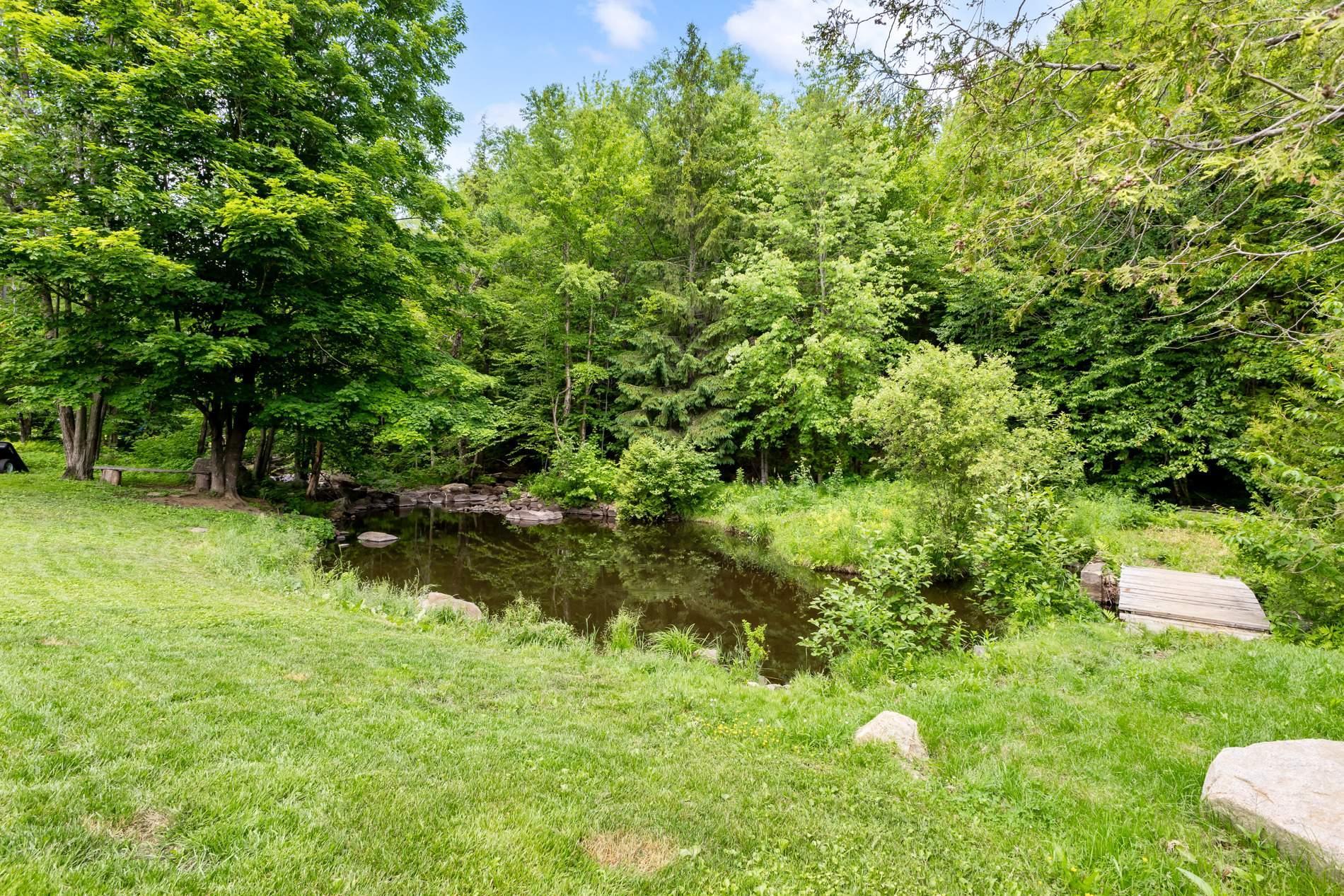 









1216


Rue St-Camille

,
Saint-Jérôme,




QC
J5L2K7

