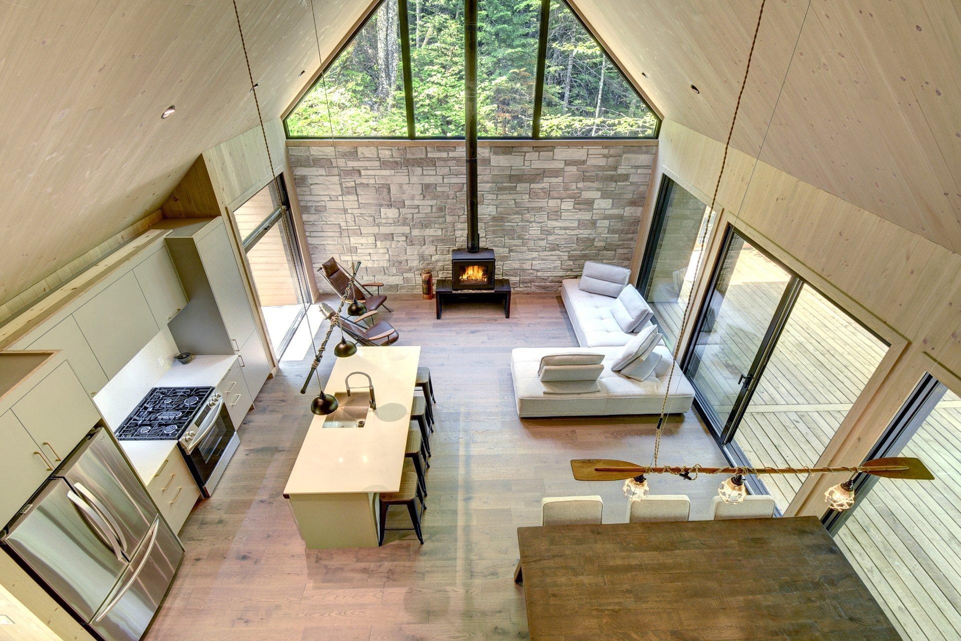 









3590


Lac-des-Écorces

,
Barkmere,




QC
J0T1A0

