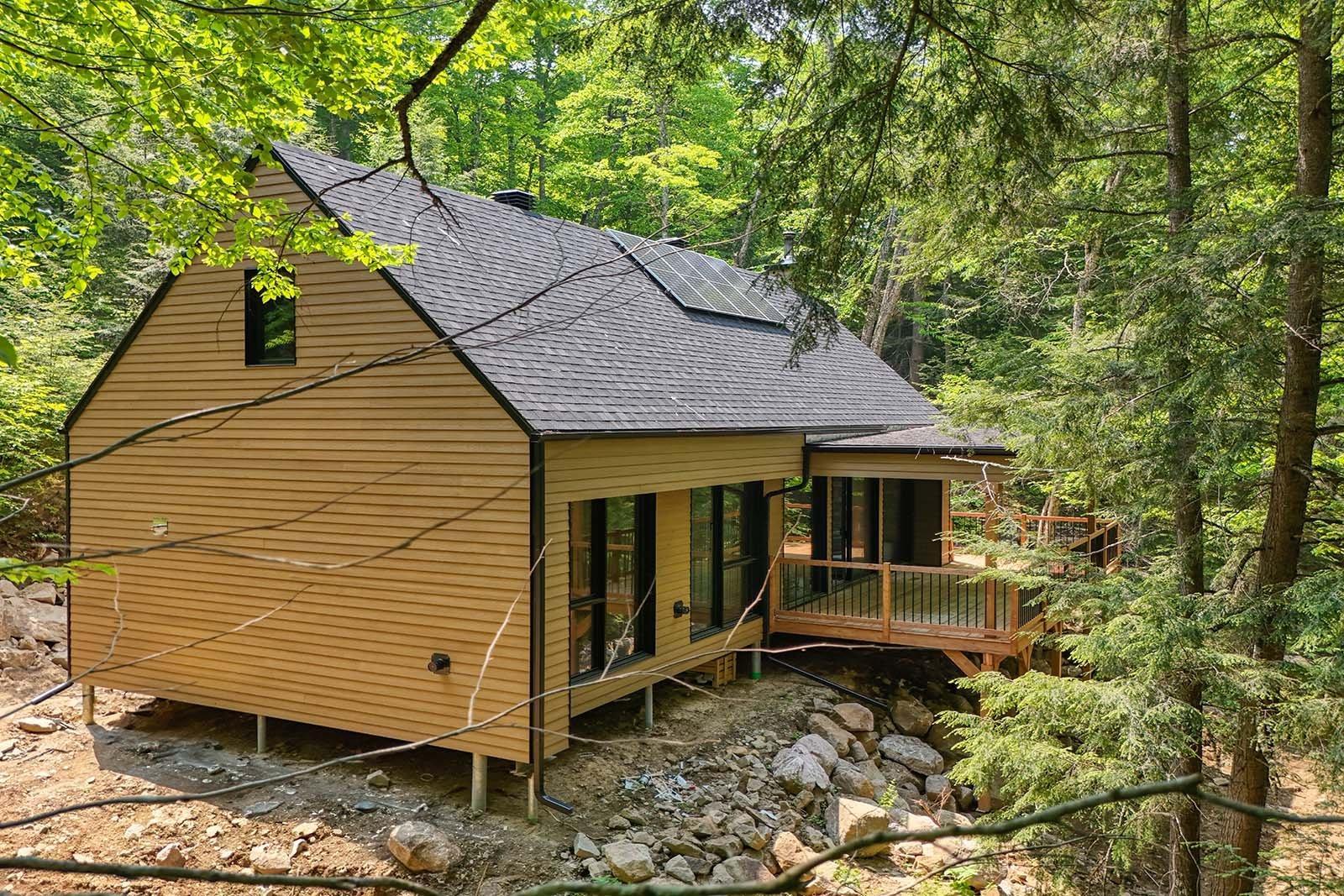 









3590


Lac-des-Écorces

,
Barkmere,




QC
J0T1A0

