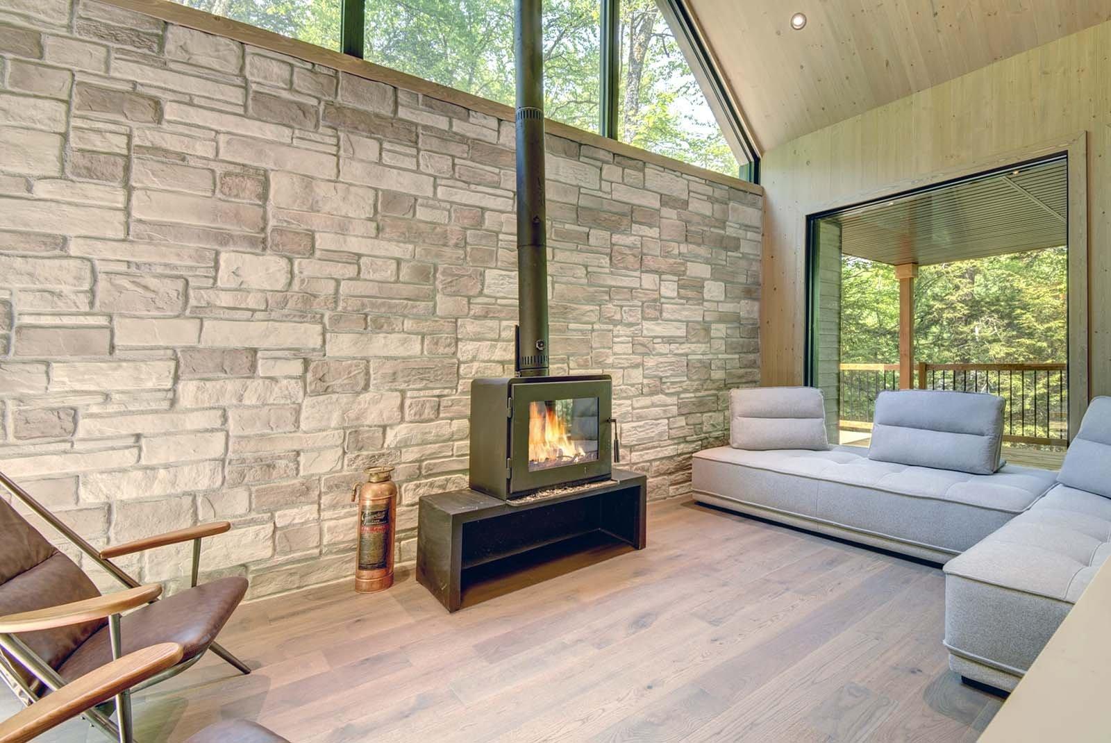









3590


Lac-des-Écorces

,
Barkmere,




QC
J0T1A0

