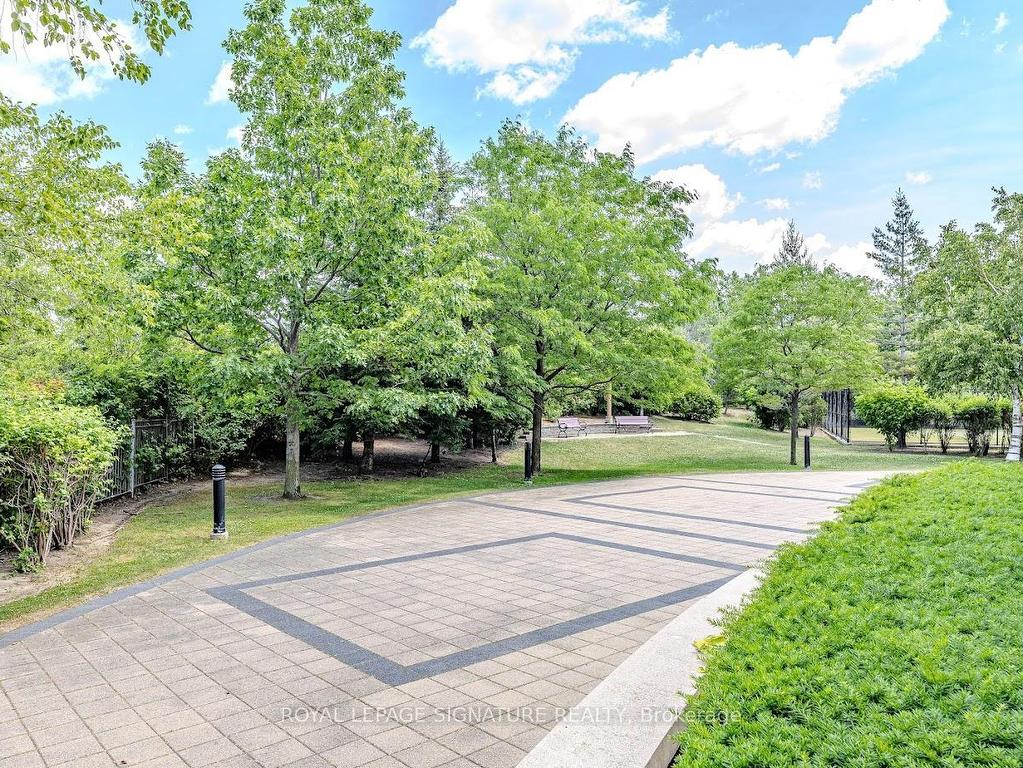 









700


Humberwood

Boulevard, 128,
Toronto,




ON
M9W 7J4


