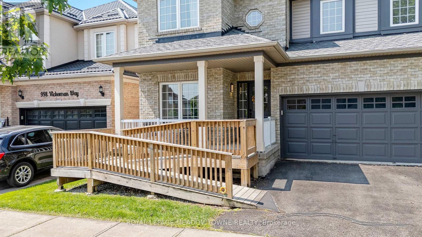 












996 VICKERMAN WAY

,
Milton,




Ontario
L9T0J6

