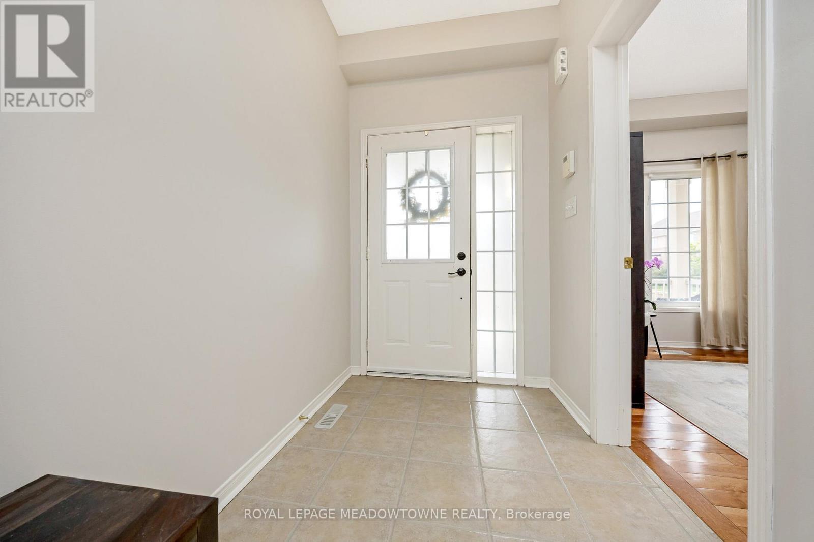 












996 VICKERMAN WAY

,
Milton,




Ontario
L9T0J6

