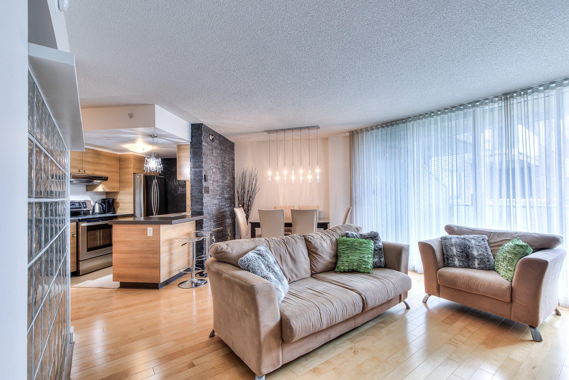 









10550


Place de l'Acadie

, 1114,
Montréal (Ahuntsic-Cartierville),




QC
H7N0B3

