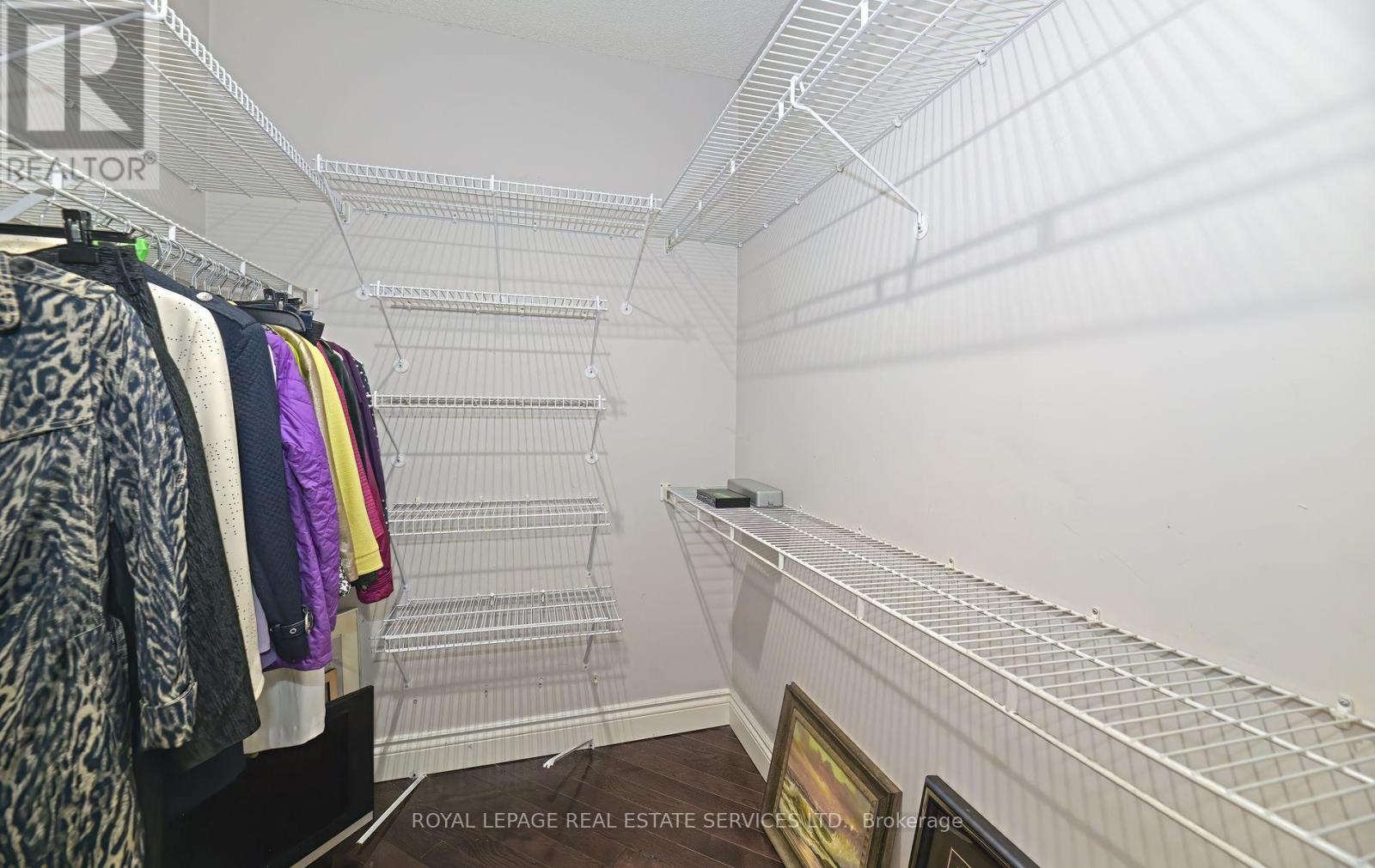 












113 - 7905 BAYVIEW AVENUE

,
Markham,




Ontario
L3T7N3

