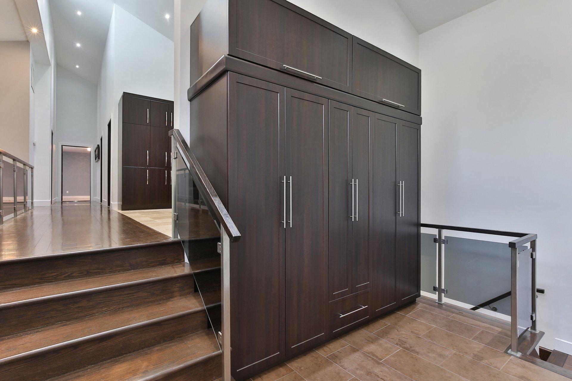 









106


Rg Cyr

,
Saint-Cyprien-de-Napierville,




QC
J0J1L0

