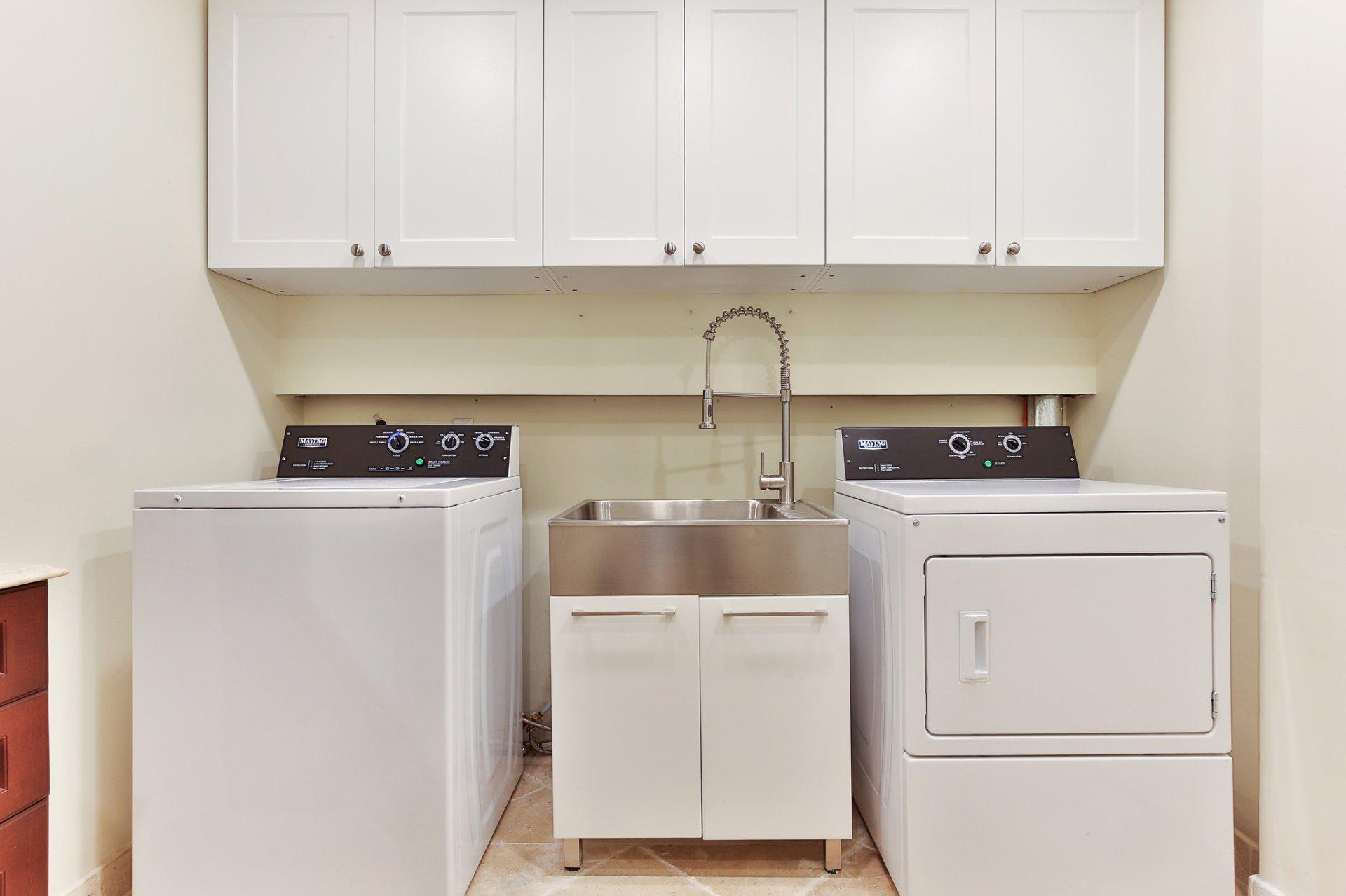 









106


Rg Cyr

,
Saint-Cyprien-de-Napierville,




QC
J0J1L0

