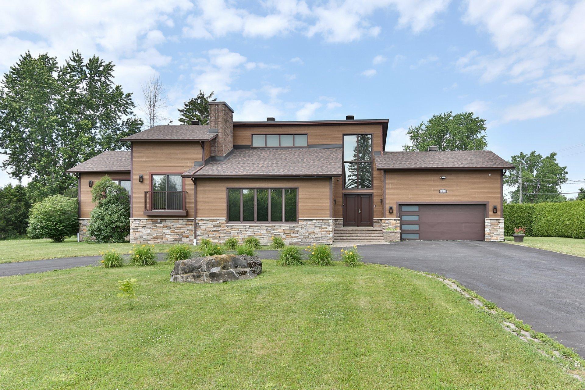 









106


Rg Cyr

,
Saint-Cyprien-de-Napierville,




QC
J0J1L0

