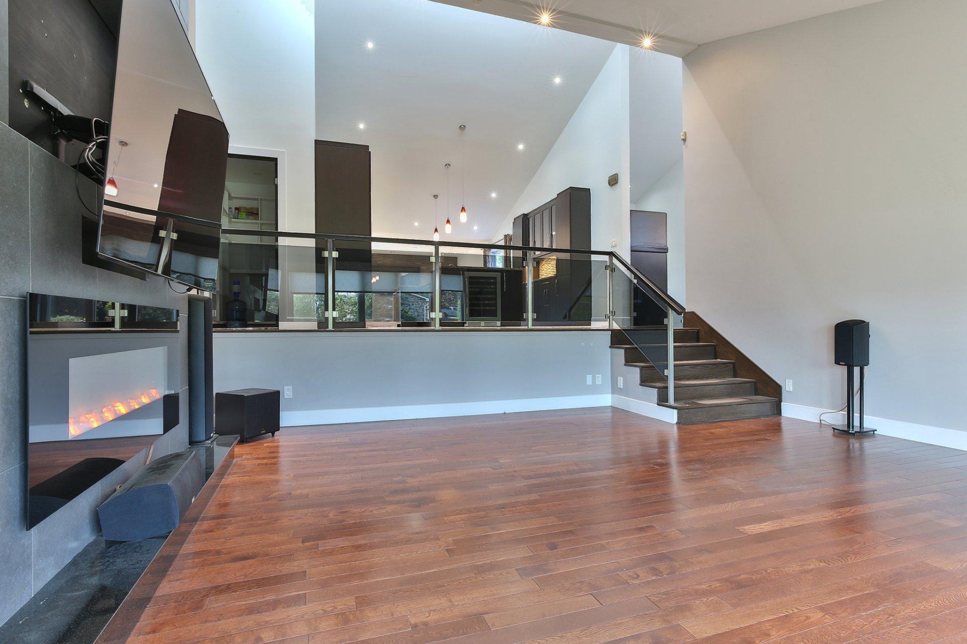 









106


Rg Cyr

,
Saint-Cyprien-de-Napierville,




QC
J0J1L0

