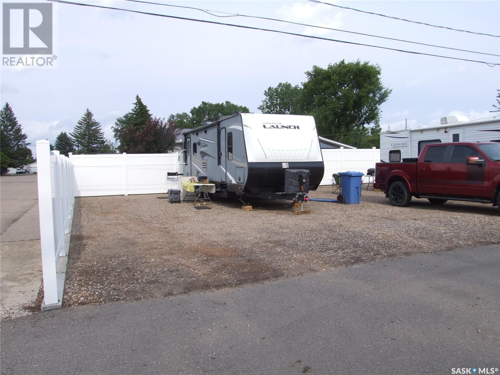 












661 Maharg AVENUE

,
Burstall,







Saskatchewan
S0N0H0

