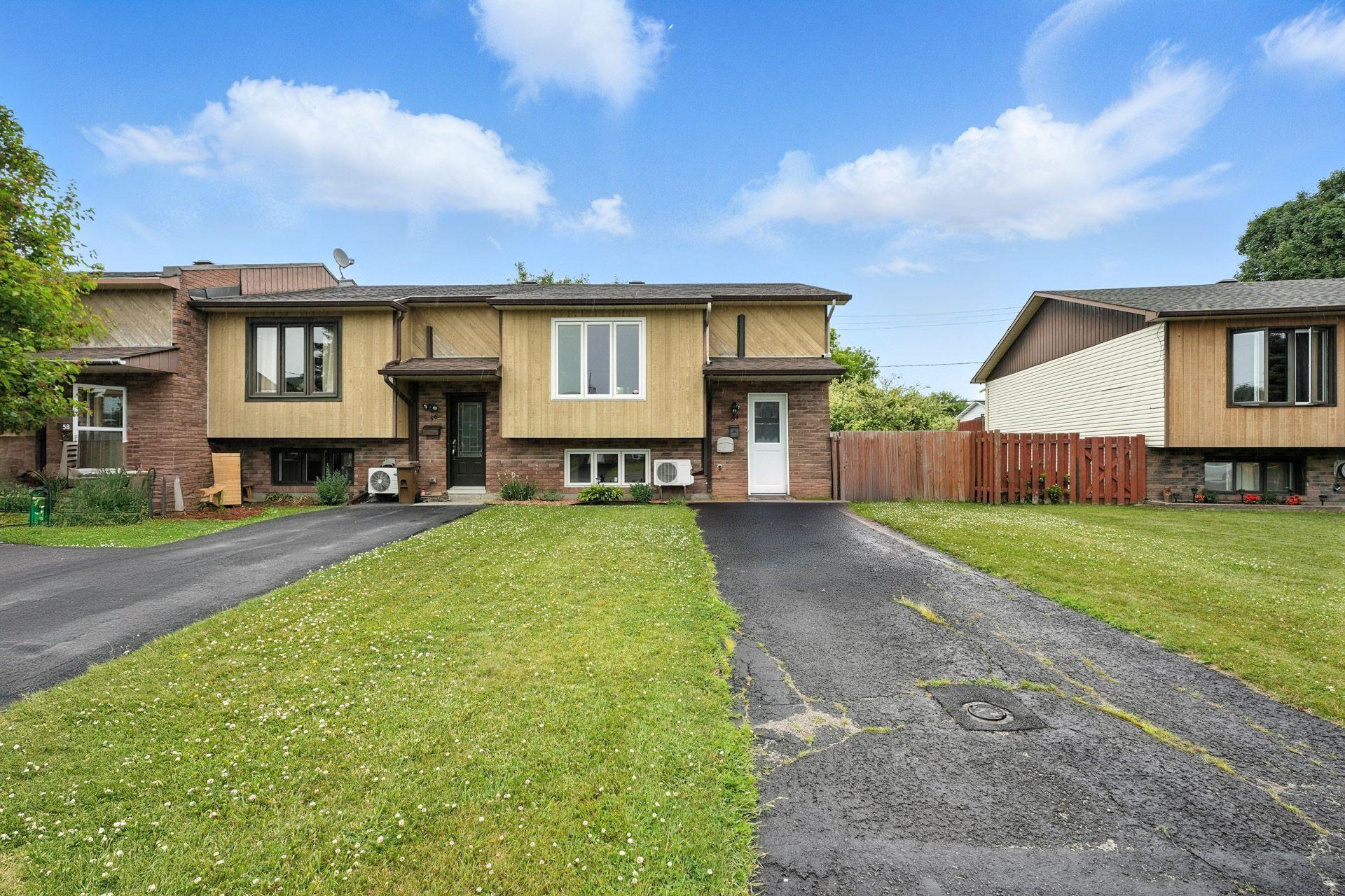 









54


Rue de Pierrefonds

,
Gatineau (Gatineau),




QC
J8T7L7

