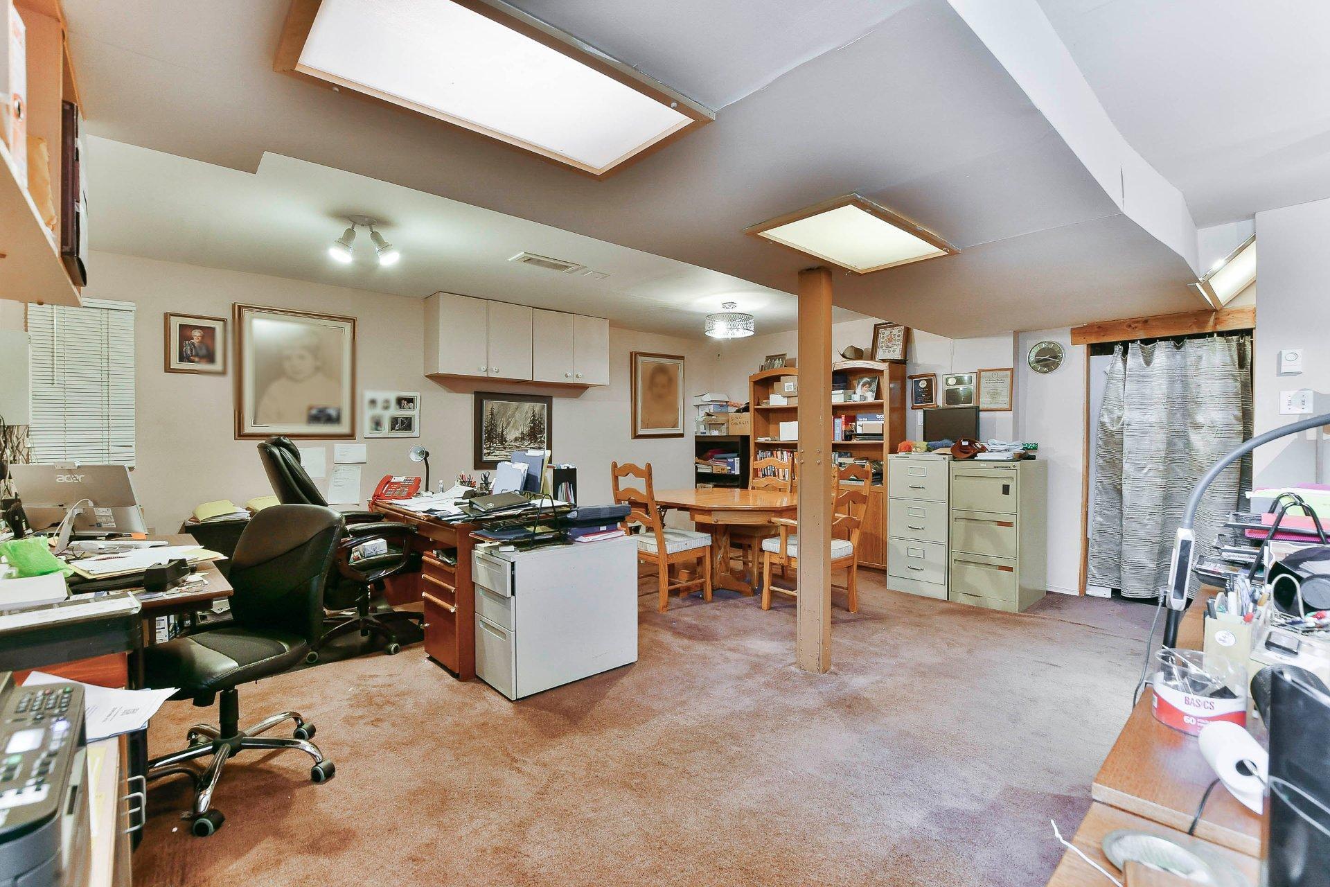 









537


Rue Sauvalle

,
Laval (Sainte-Dorothée),




QC
H7X3M9

