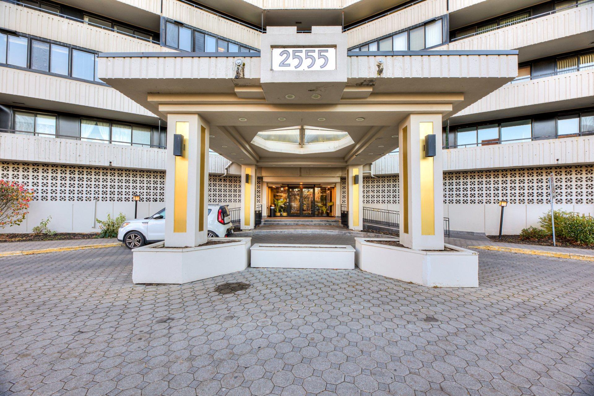









2555


Av. du Havre-des-Îles

, 1507,
Laval (Chomedey),




QC
H7M4R4

