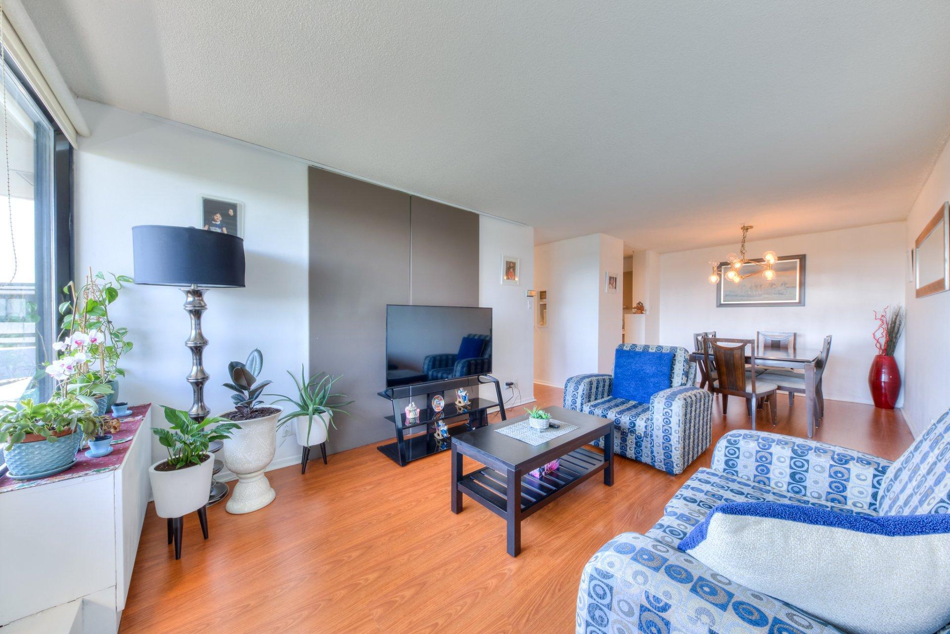 









2555


Av. du Havre-des-Îles

, 1507,
Laval (Chomedey),




QC
H7M4R4

