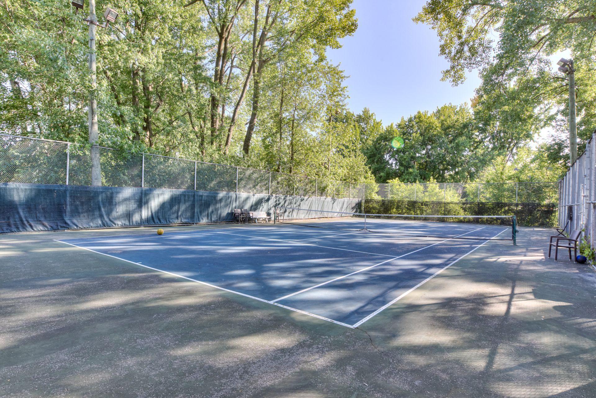









2555


Av. du Havre-des-Îles

, 1507,
Laval (Chomedey),




QC
H7M4R4

