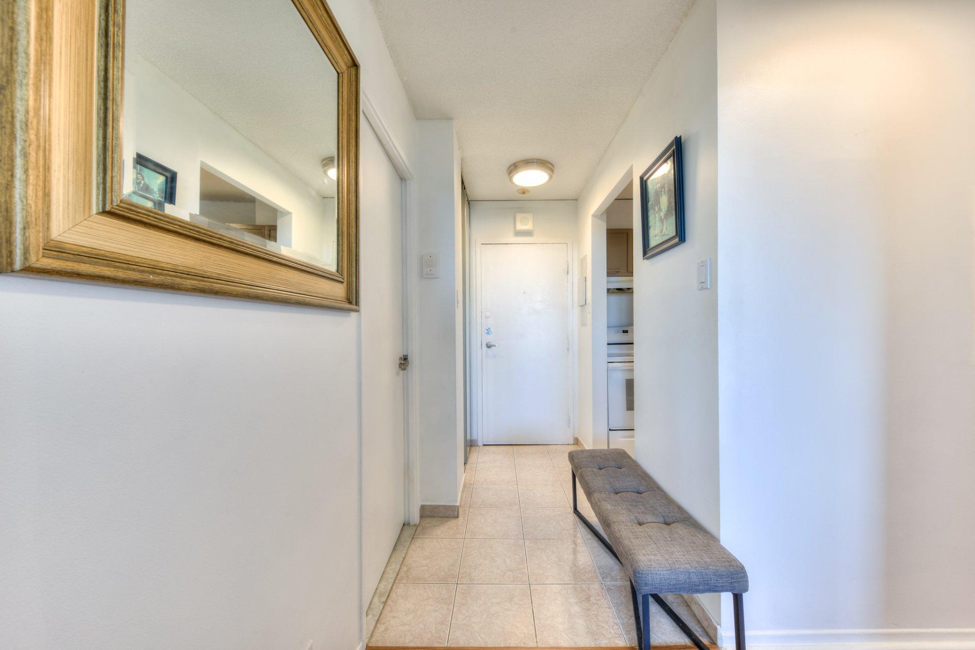 









2555


Av. du Havre-des-Îles

, 1507,
Laval (Chomedey),




QC
H7M4R4


