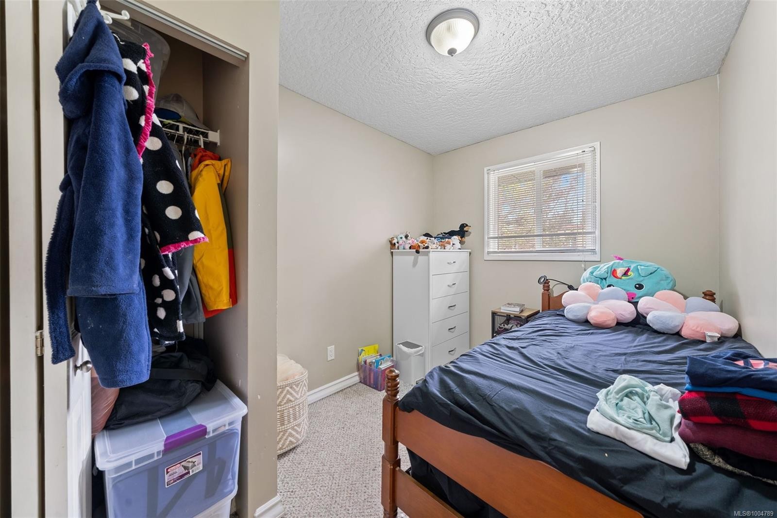 









120


Kamloops

Ave,
Saanich,




BC
V8Z 1W3

