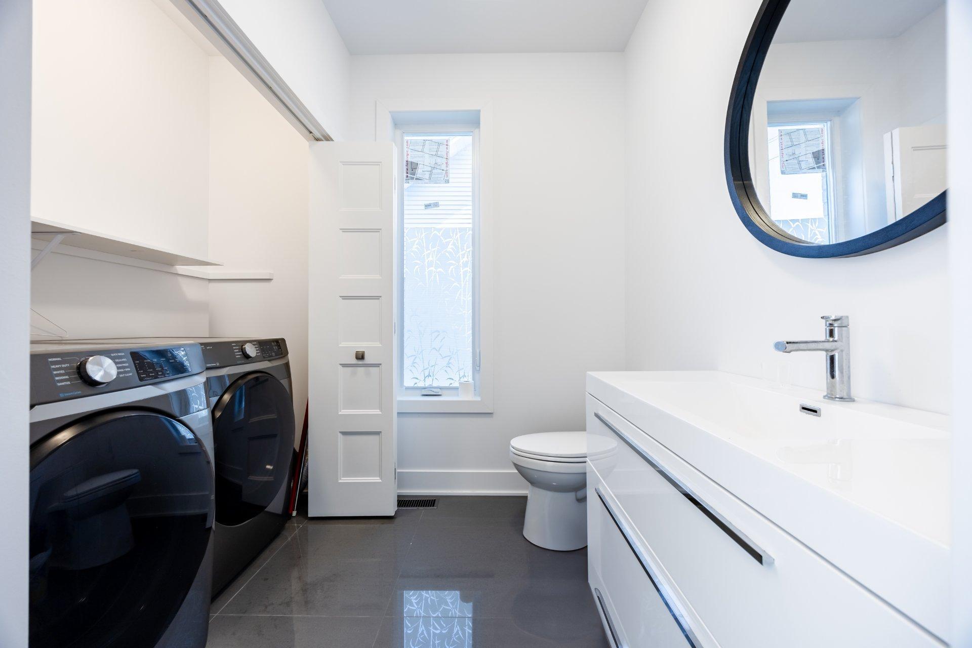 









5749


Rue Alain

,
Brossard,




QC
J4Z1H3

